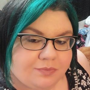Meet your Posher, Heidi
