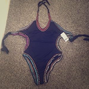 Swimsuit ♦️price is FIRM♦️