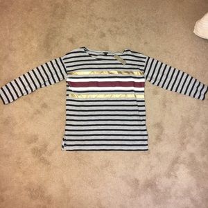 Crew quarter sleeve top