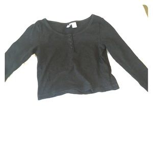 Cropped long sleeve shirt