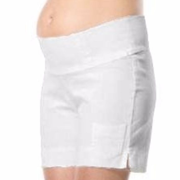 NEW Japanese Weekend Maternity Shorts Medium - Picture 3 of 4
