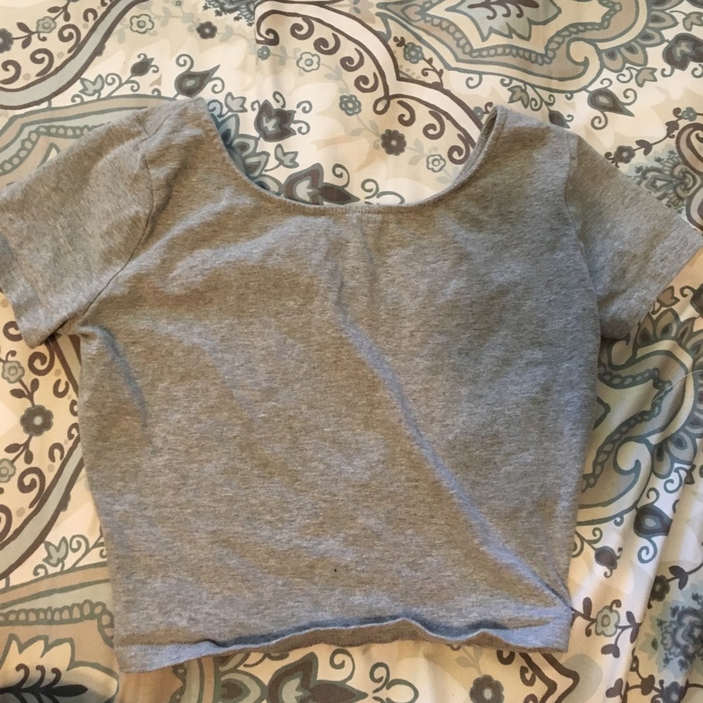 Grey crop top