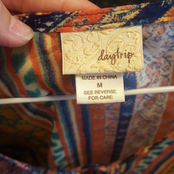 Day-trip shirt from Buckle - Picture 3 of 3