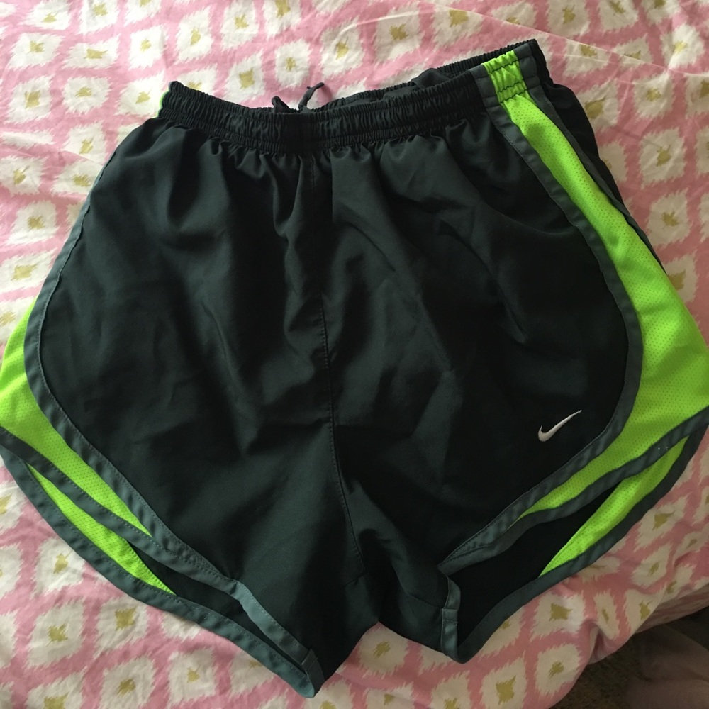 Nike tempo shorts