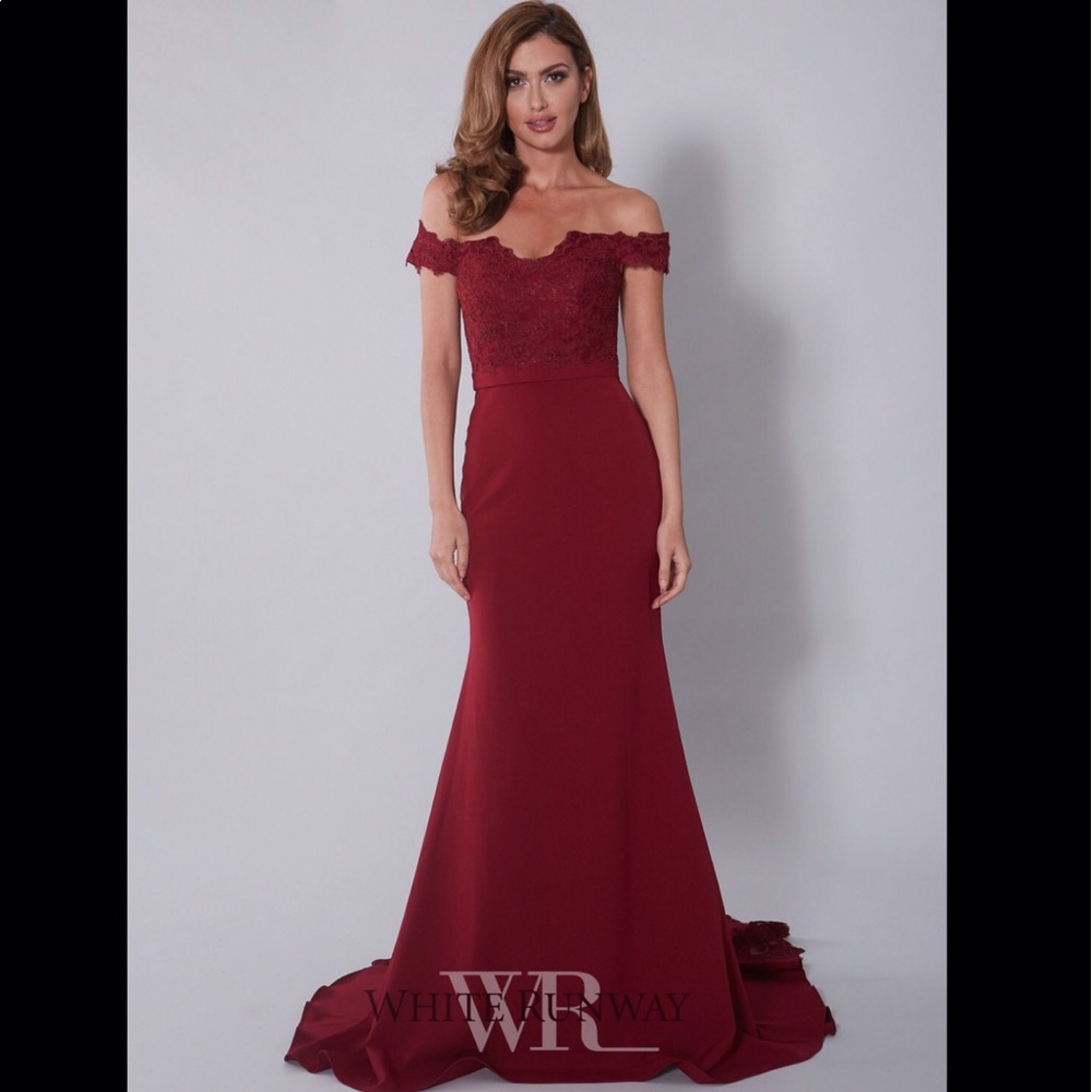 Jadore Indyana Gown *BNWT* Retails for over $450