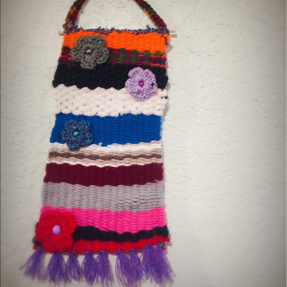 Weaving wall decorations