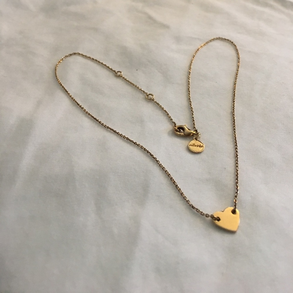 Stella and Dot dainty heart gold necklace