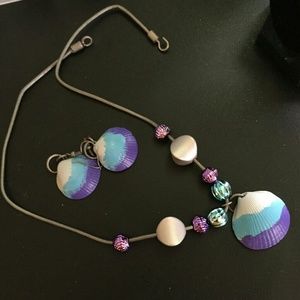 Earring and necklace shell set white blue purple