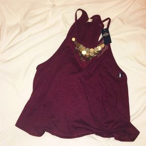 Hollister Maroon top •• NWT