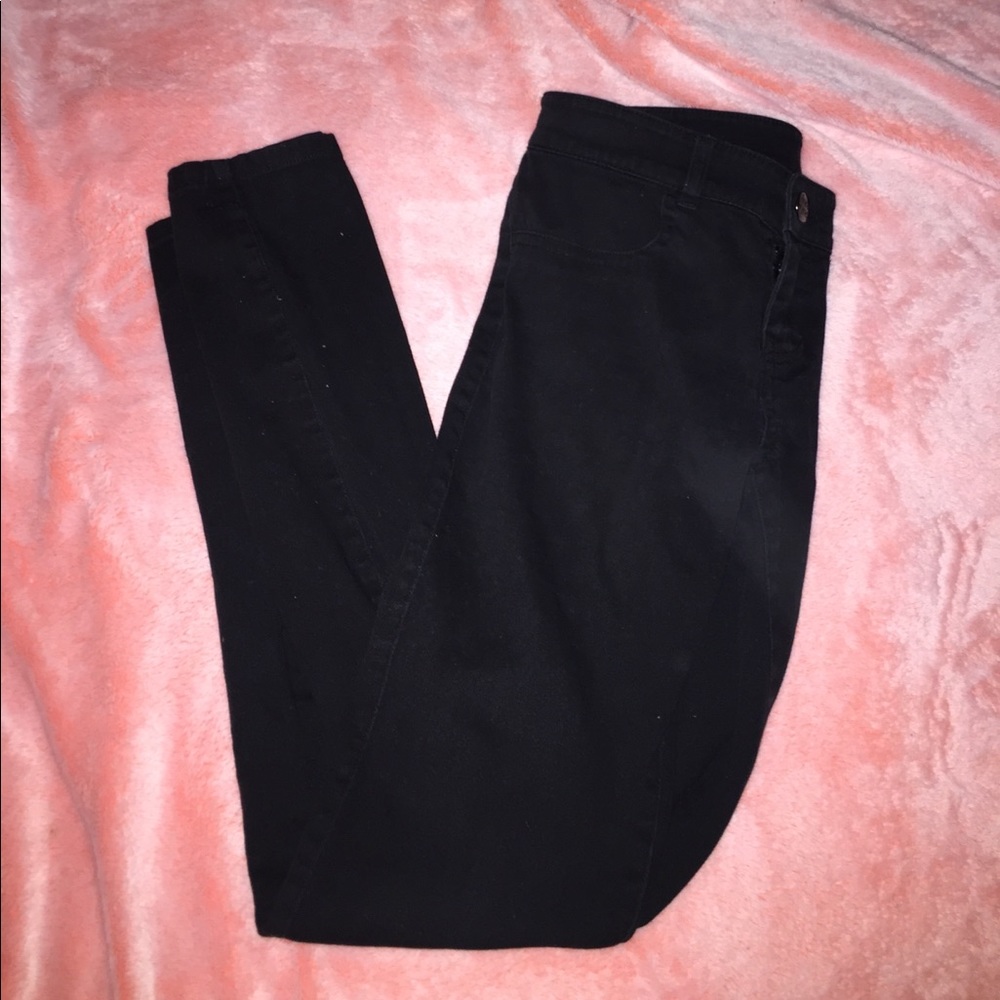 Black Skinny Jeans