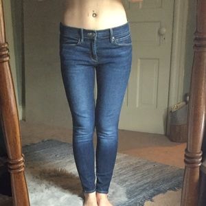 GAP JEANS (SIZE 28)!