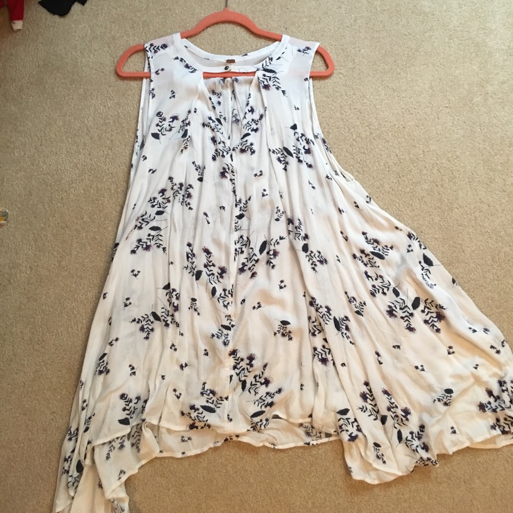 Flowy flower dress
