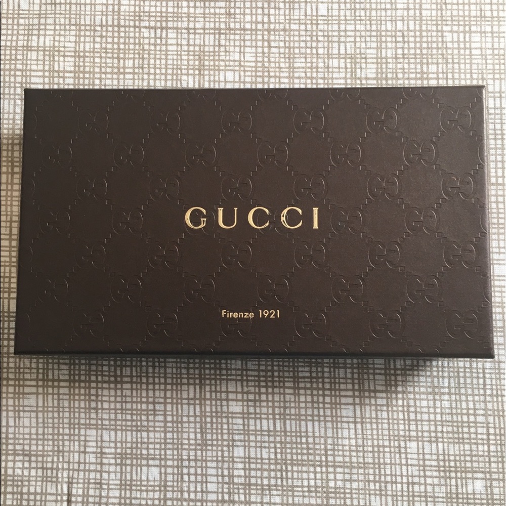 Gucci gift box