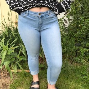 Light wash H&M skinnies