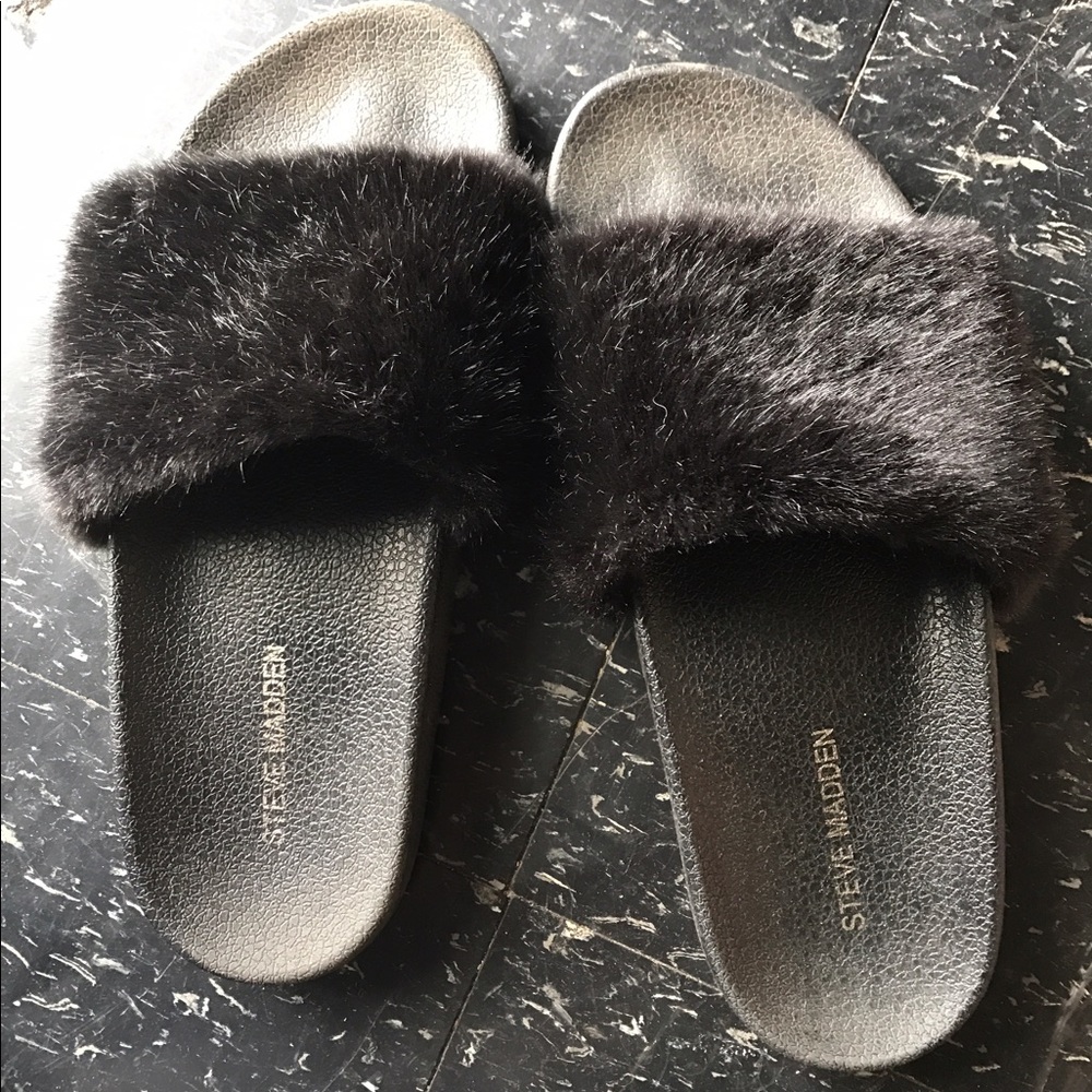 Steve Madden plush slippers size 7