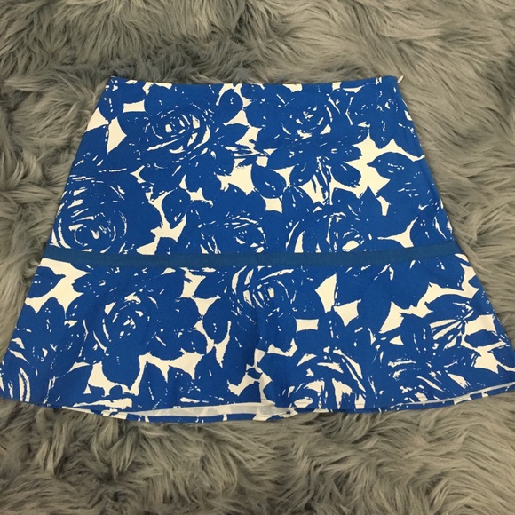 Anthropologie Dresses & Skirts - Anthropologie Helen Wang floral trumpet mini skirt
