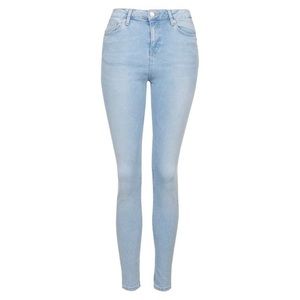 Jamie Jeans in "Bleached Light Wash"