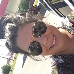 Meet your Posher, Sln