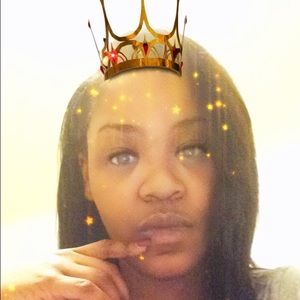 Meet your Posher, Rena