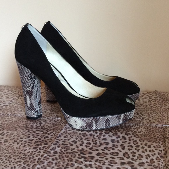 New Michael Kors leather peep toe - Picture 8 of 8