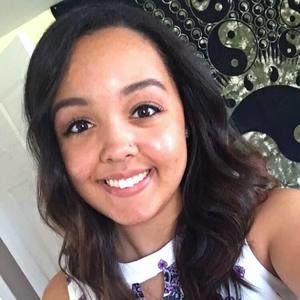 Meet your Posher, Ariana