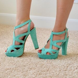 platform sandals • zara