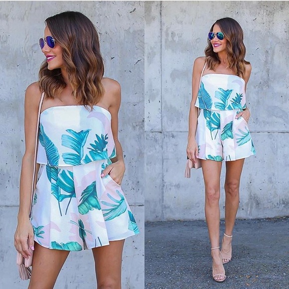 FINAL SALE! Lahaina Tropical Strapless Romper - Picture 4 of 7