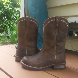 Ariat Women's Unbridled Roper Western Cowboy Boot
