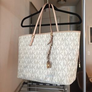 Michael Kors tote