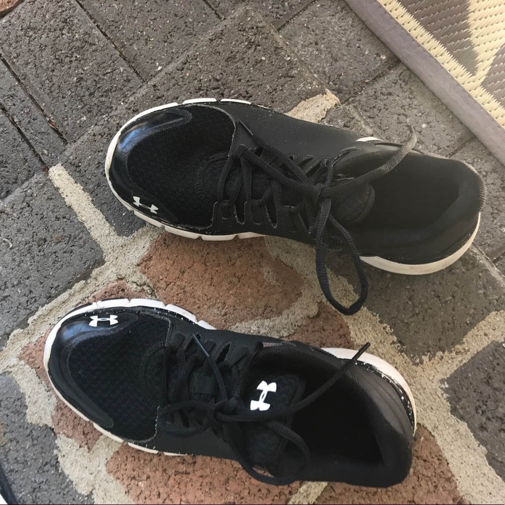 Under Armour Black Running Shoes