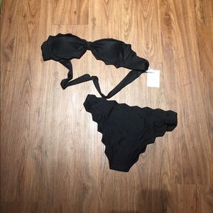Black scalloped bikini