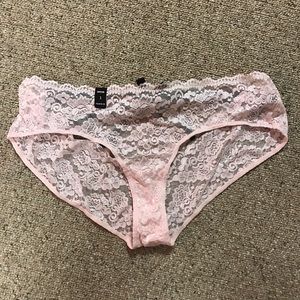 Pink Cage Lace Hipster Panties Torrid; NWT; Size 3