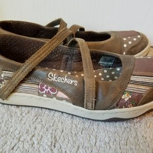 Skechers brown mary jane sneakers w velcro strap