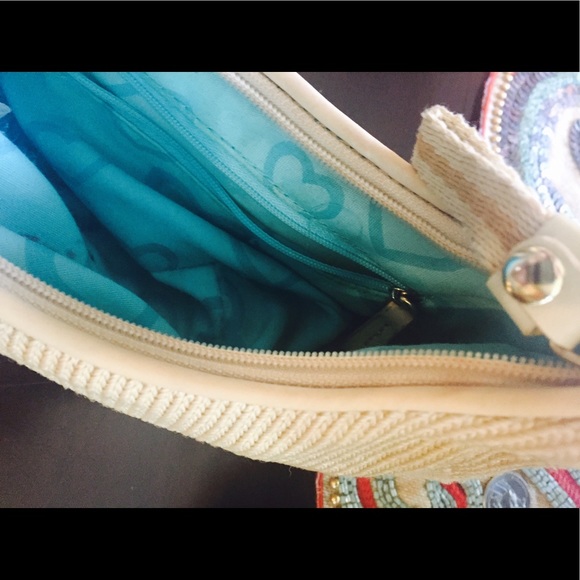 Liz Claiborne Small Purse - Picture 4 of 8