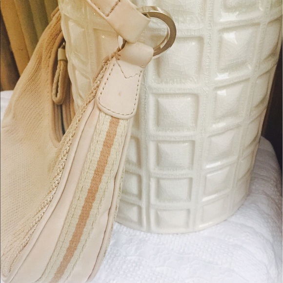 Liz Claiborne Small Purse - Picture 6 of 8