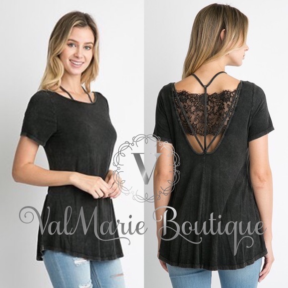 📍CLEARANCE 📍Distressed "Wear" tshirt with lace - Picture 2 of 3