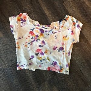 Brandy Melville floral cropped shirt