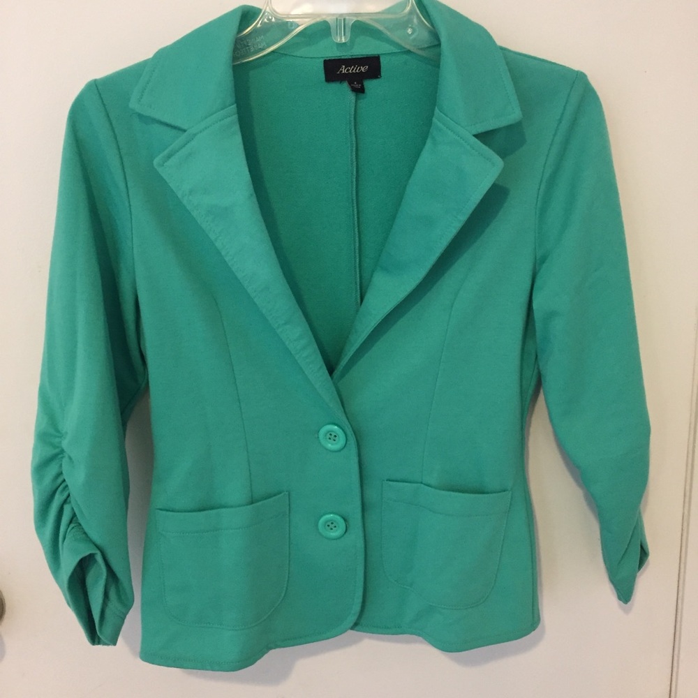 ✨SALE✨NWOT Active Turquoise Blazer