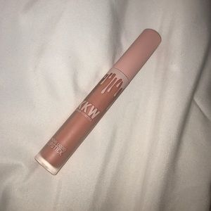 KKW & Kylie Jenner