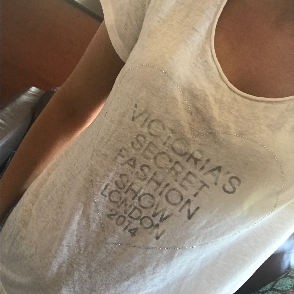 Victoria's Secret fashion show 2014 shirt sz small