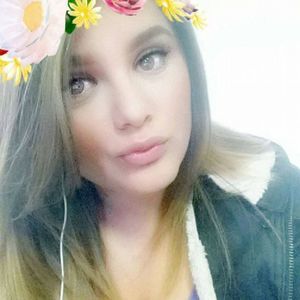 Meet your Posher, Mercedes