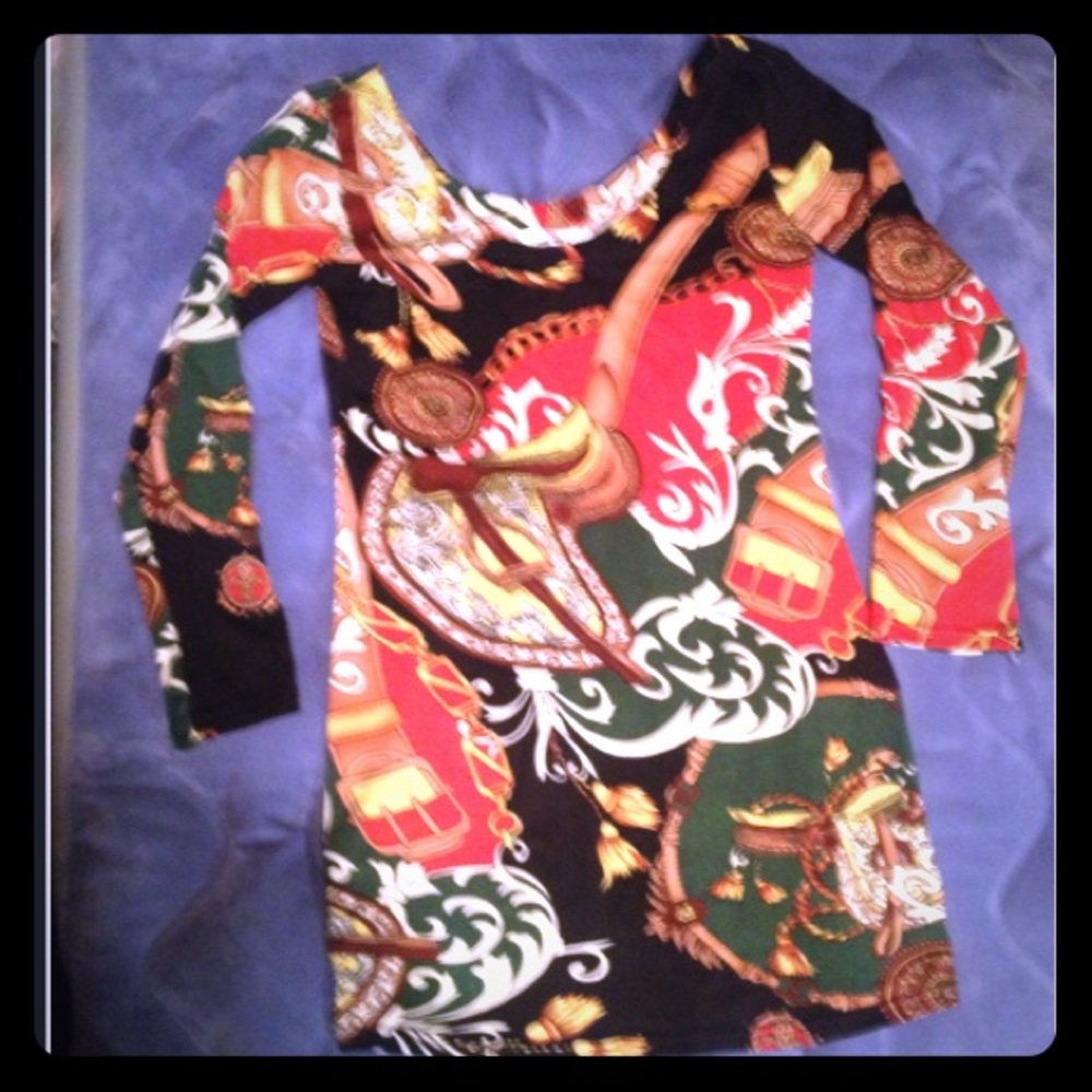 Printed long-sleeved mini dress.