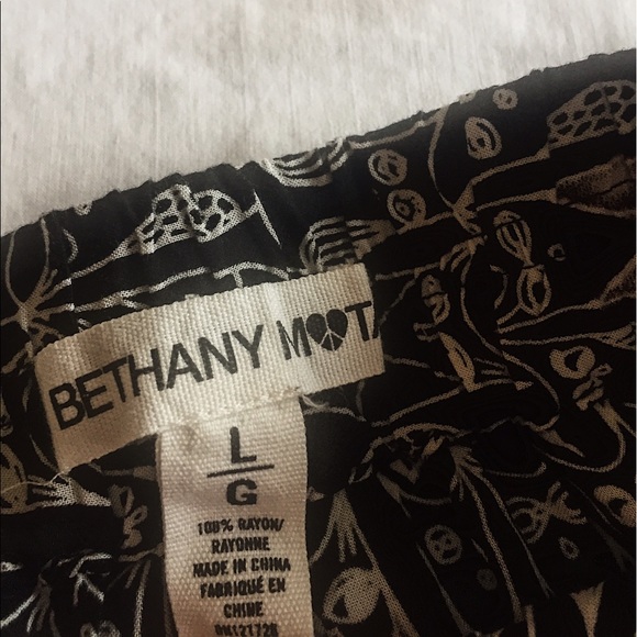 Bethany Mota black and white owl skirt - Picture 3 of 3