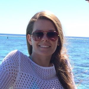 Meet your Posher, Nita