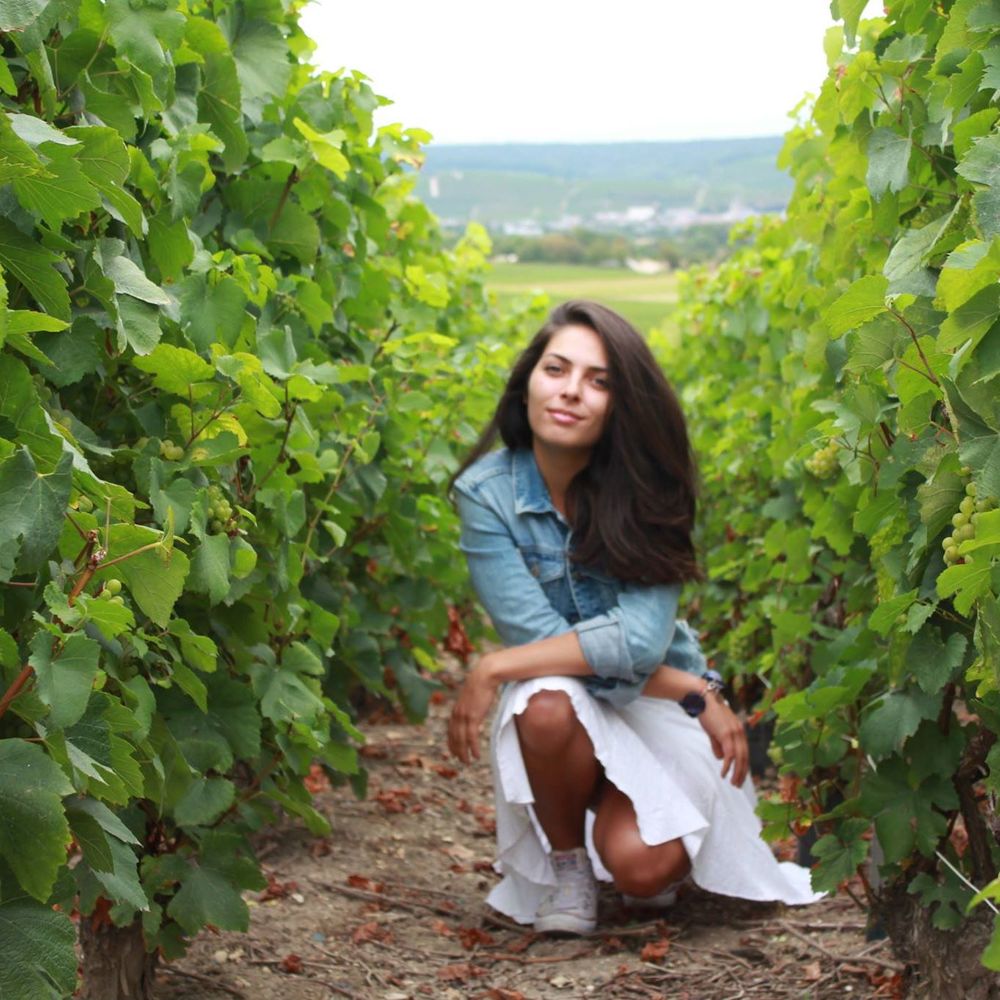 Meet your Posher, Velina