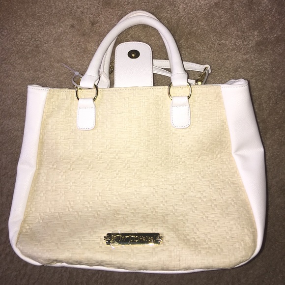 ❤️SOLD❤️Betsey Johnson Dome Sand Purse - Picture 2 of 5