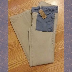 American Eagle Kahki's