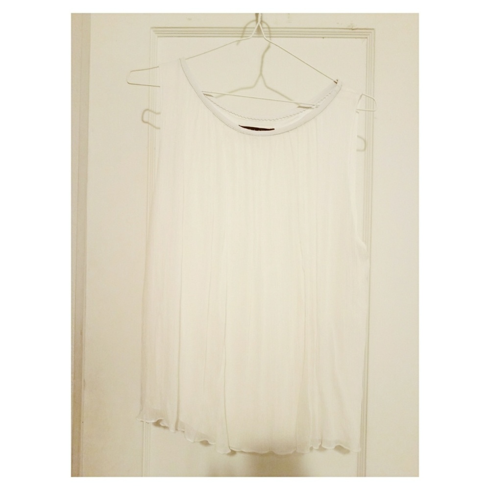 A+O flowy white tank top