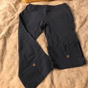 LuLu - B Capris. Heather Blue.