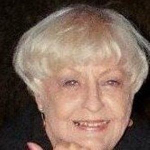 Meet your Posher, Linda